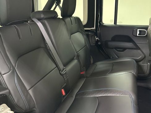 Used 2024 Jeep Wrangler High Altitude image 38