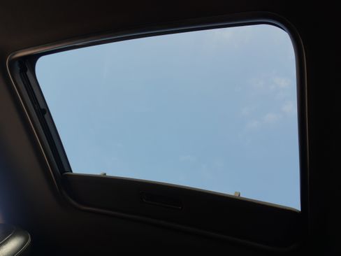 Used 2013 Chevrolet Camaro LT image 15