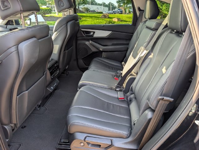 Used 2023 Acura MDX w/ Technology Package AWD/4WD image 17