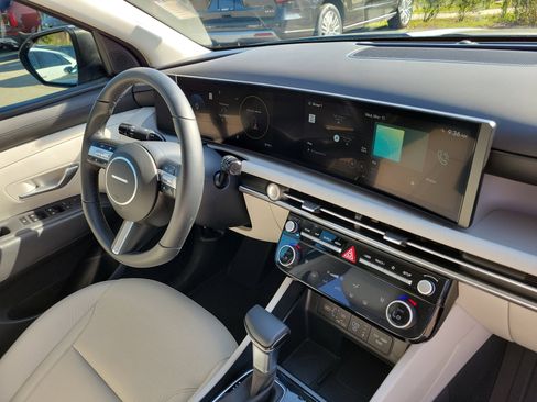 Used 2025 Hyundai Tucson SEL image 8