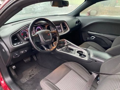 Used 2019 Dodge Challenger SXT RWD image 16