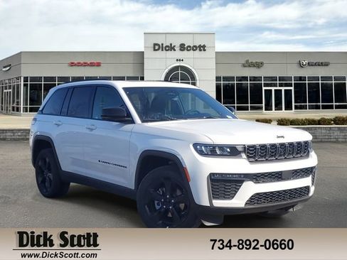 New 2026 Jeep Grand Cherokee Limited w/ Limited Altitude Package AWD/4WD image 1