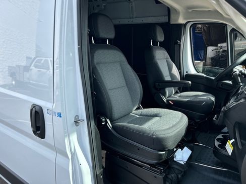 New 2024 RAM ProMaster 1500 w/ Convenience Group image 31