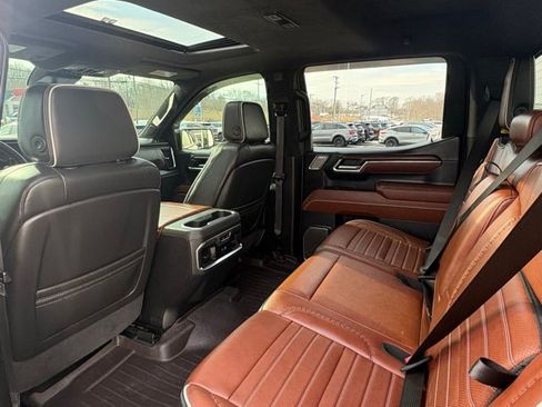 Used 2024 GMC Sierra 1500 Denali Ultimate image 31