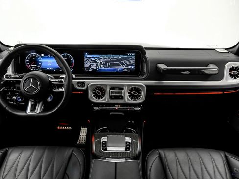 Used 2025 Mercedes-Benz G 63 AMG 4MATIC image 36