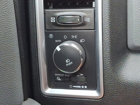 Used 2014 RAM 1500 Big Horn AWD/4WD image 30