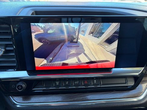 Used 2024 Chevrolet Silverado 3500 LT w/ Convenience Package image 14