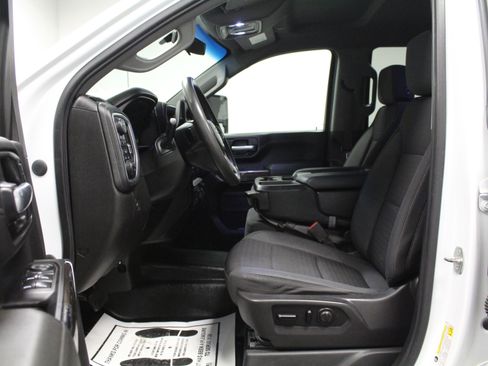 Used 2021 Chevrolet Silverado 3500 LT image 12