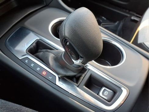 Used 2023 Chevrolet Equinox LS w/ LS Convenience Package image 20