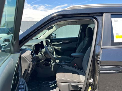 Used 2025 Chevrolet TrailBlazer LT FWD image 26