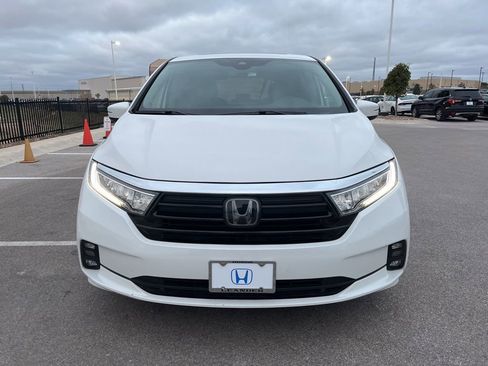 Used 2024 Honda Odyssey EX-L image 2