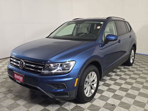 Used 2019 Volkswagen Tiguan S w/ Driver Assistance Package AWD/4WD image 22