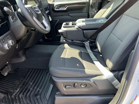 New 2026 GMC Sierra 1500 Elevation image 15