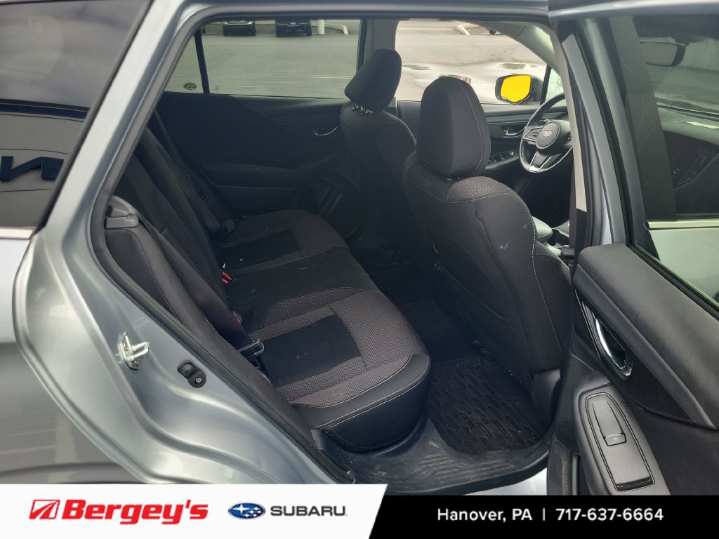 Used 2022 Subaru Outback Premium AWD/4WD image 10