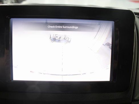 Used 2025 RAM ProMaster 2500 w/ Convenience Group image 3