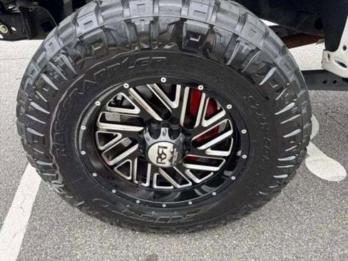 Used 2019 Ford F250 Lariat w/ Lariat Ultimate Package image 40