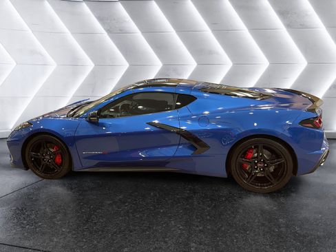 Certified 2023 Chevrolet Corvette Stingray Coupe w/ 1LT image 3