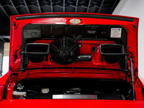 Used 2011 Porsche 911 Carrera RWD image 40