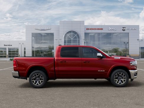 New 2026 RAM 1500 Laramie AWD/4WD image 21