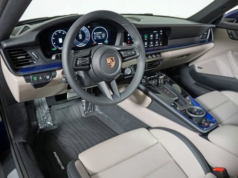 Certified 2025 Porsche 911 Carrera RWD image 4