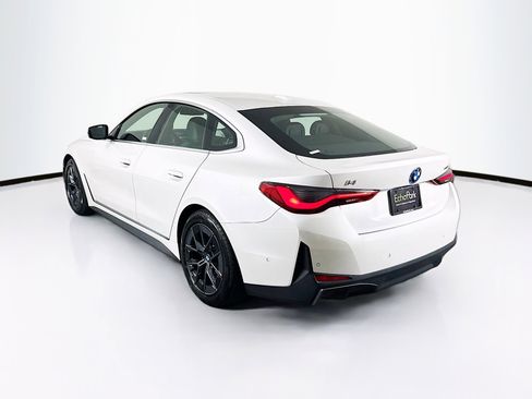 Used 2025 BMW i4 eDrive40 image 5