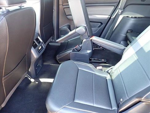 Used 2022 Volkswagen Atlas SEL AWD/4WD image 9