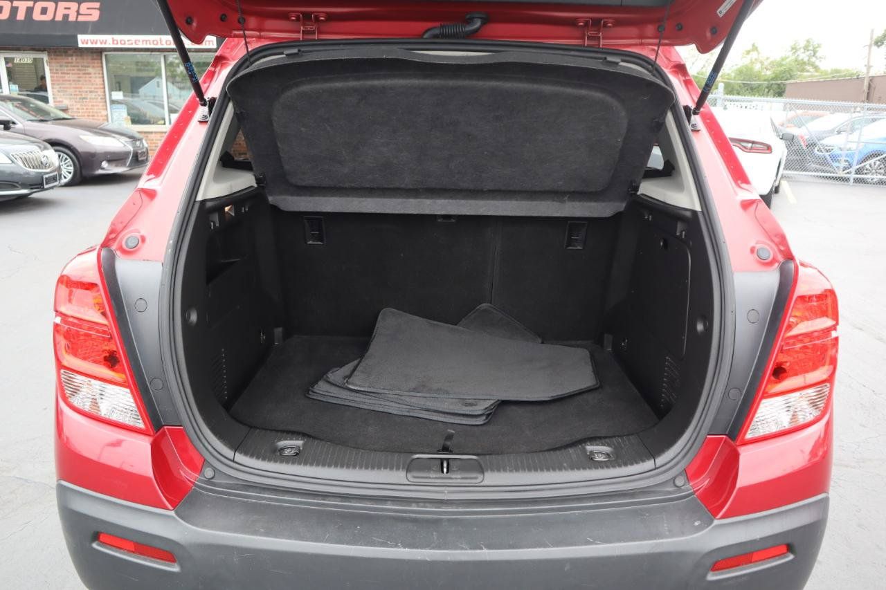 Used 2015 Chevrolet Trax LT AWD/4WD image 14