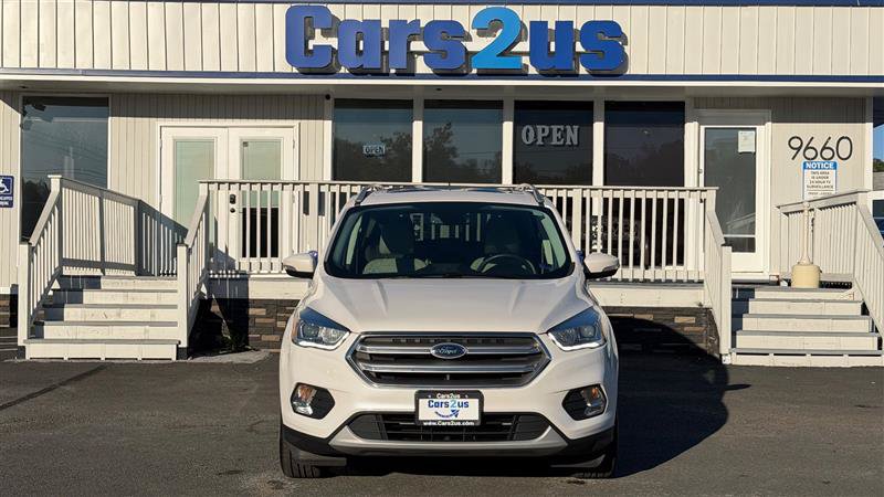 Used 2017 Ford Escape Titanium AWD/4WD image 10
