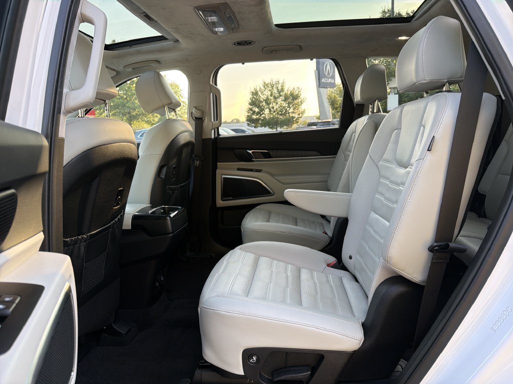Used 2024 Kia Telluride SX Prestige AWD/4WD image 13