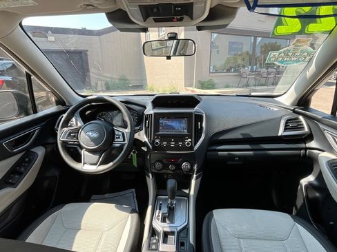 Used 2022 Subaru Forester AWD/4WD image 16