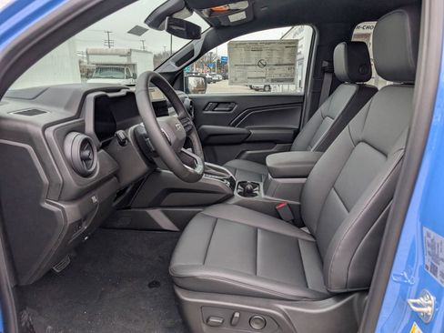 New 2025 Chevrolet Colorado Trail Boss w/ Midnight Edition image 13