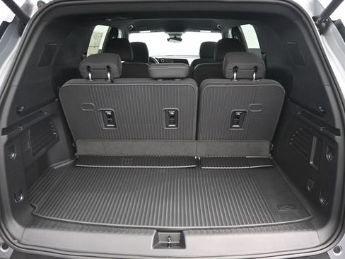 New 2026 Chevrolet Traverse LT FWD image 29