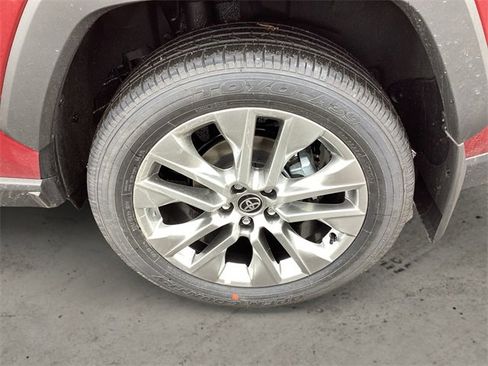 New 2025 Toyota RAV4 Limited image 14