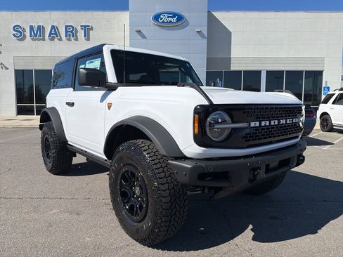 New 2026 Ford Bronco Badlands AWD/4WD image 1