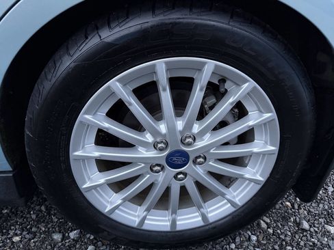 Used 2014 Ford C-MAX SEL w/ Equipment Group 303A image 16