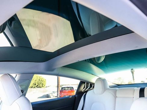 Used 2022 Tesla Model 3 Base image 24