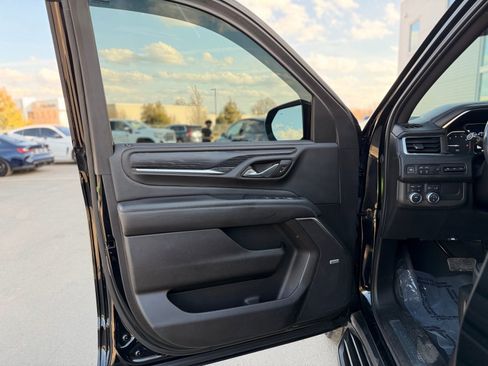 Used 2021 GMC Yukon XL Denali w/ Advanced Technology Package image 10