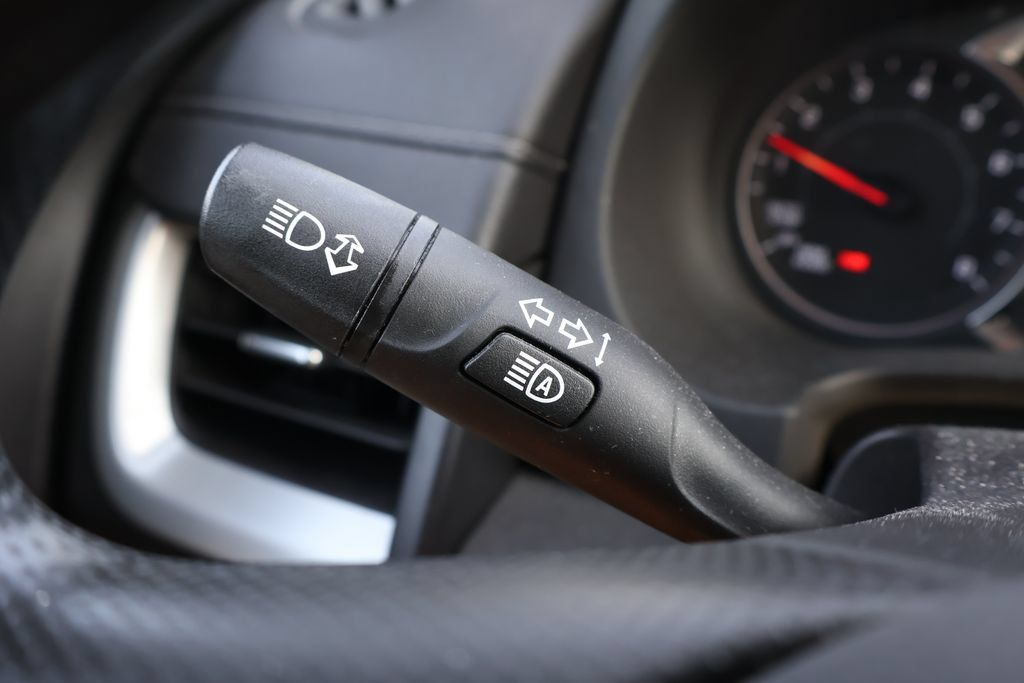 Used 2023 GMC Terrain SLE w/ Driver Convenience Package FWD image 22