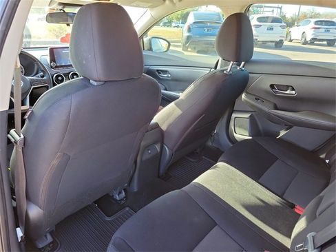 Used 2022 Nissan Sentra SV w/ Trunk Package image 11