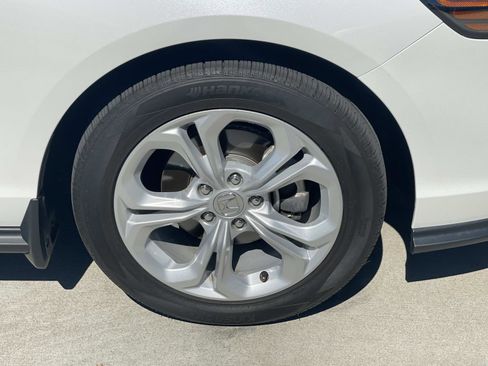 Certified 2024 Honda Accord LX image 30