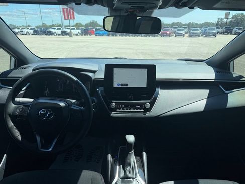 Used 2026 Toyota Corolla SE FWD image 8
