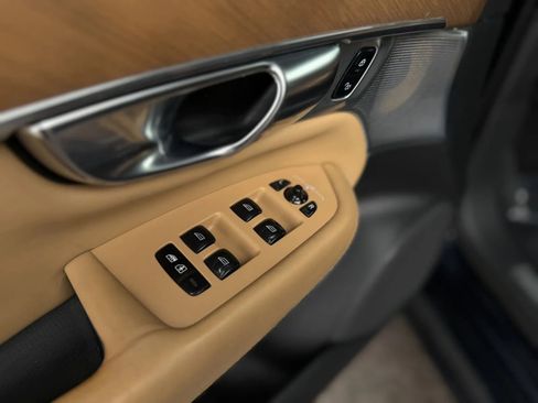 Used 2019 Volvo XC90 T6 Inscription w/ Advanced Package image 28
