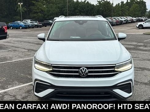 Used 2022 Volkswagen Tiguan SE w/ Panoramic Sunroof Package AWD/4WD image 6