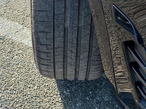 Used 2025 BMW X5 sDrive40i w/ Executive Package image 44