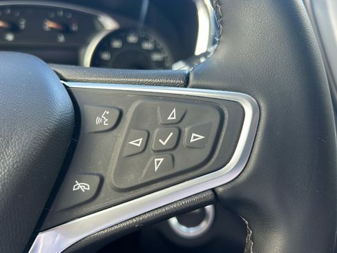 Used 2023 Chevrolet Equinox LT w/ Driver Convenience Package image 21