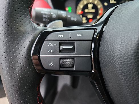 Certified 2025 Acura ADX A-Spec image 23