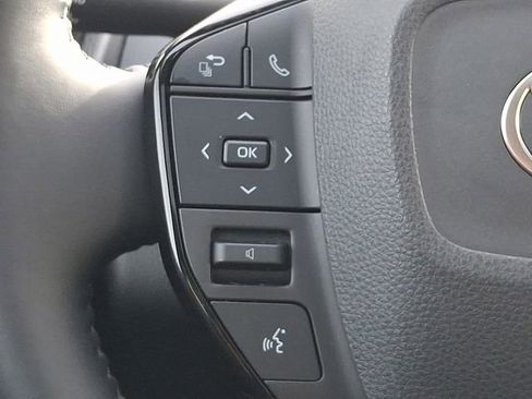 Used 2024 Toyota Prius XLE image 23