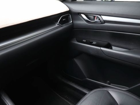 Used 2025 MAZDA CX-5 AWD 2.5 S w/ Preferred Package image 14
