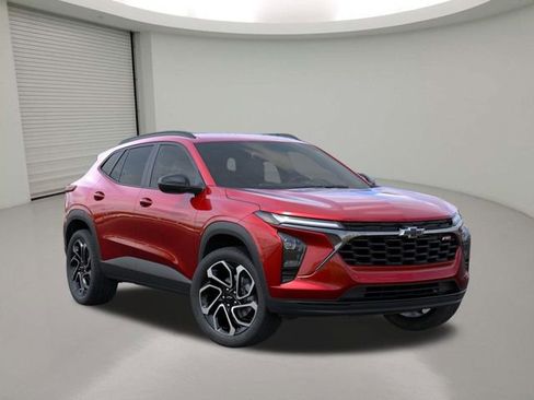 New 2026 Chevrolet Trax RS w/ Driver Confidence Package FWD image 7