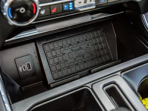 Used 2025 Ford F150 Lariat w/ Equipment Group 502A High image 35